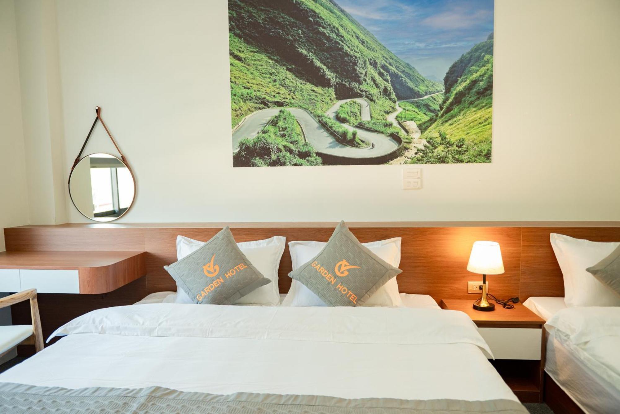 Garden Hotel II Ha Giang Extérieur photo
