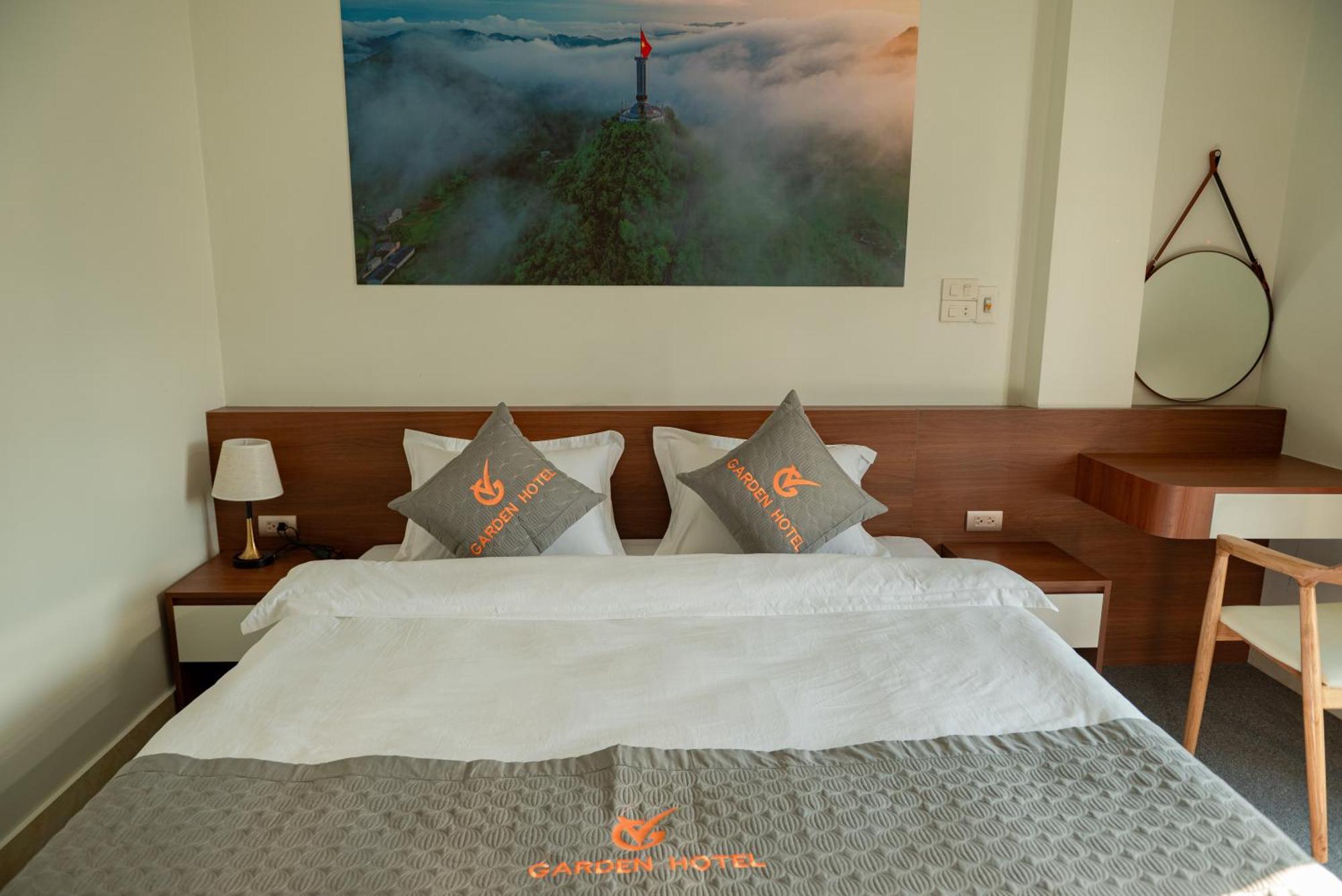 Garden Hotel II Ha Giang Extérieur photo