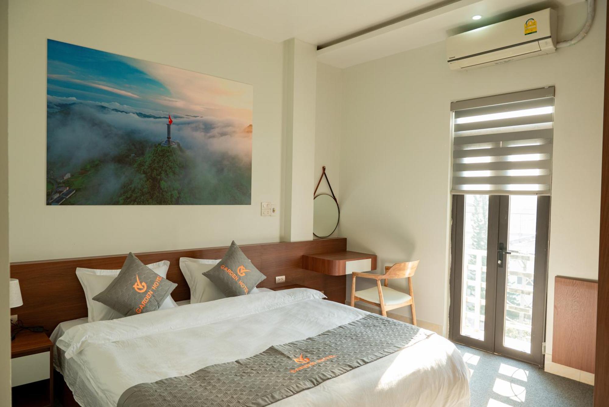 Garden Hotel II Ha Giang Extérieur photo